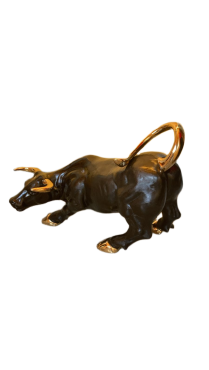 TORO CON ACCESORIOS EN BAÑO DE ORO ARTESANÍAS DE PLATA