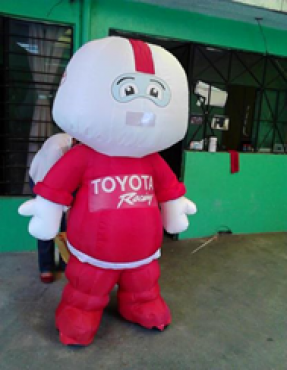 BOTARGA DE TOYOTA, PUBLICIDAD INFLABLE