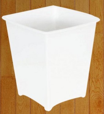 Cesto de plástico para basura Rubbermaid de 7.5 litros