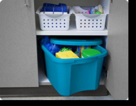 CAJA TOTE DE PLASTICO CON TAPA 5 GAL / 19 L, STERILITE