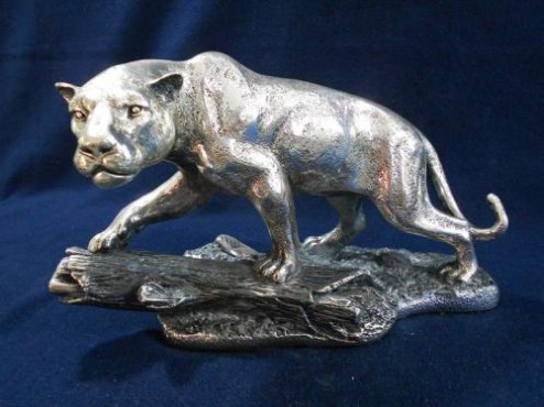JAGUAR EN TRONCO EN ARTESANÍAS EN PLATA
